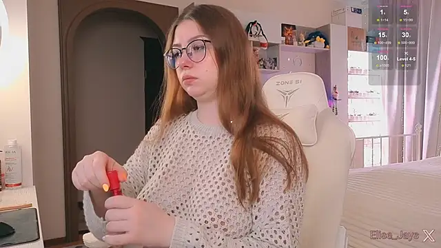 elisejays online show from October 5, 2025, 12:25 pm