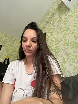 Snapshot of samilux5 chatting on October 22, 2025, 2:06 pm samilux5 online show from October 22, 2025, 2:06 pm