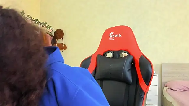 Snapshot of wastforu chatting on October 10, 2025, 6:12 am wastforu online show from October 10, 2025, 6:12 am