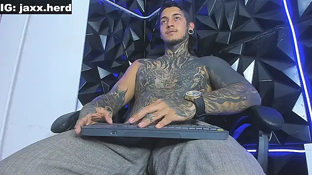 JAXXXONHERD online show from September 17, 2025, 11:45 am