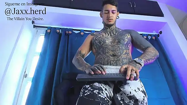 JAXXXONHERD online show from October 10, 2025, 2:16 pm