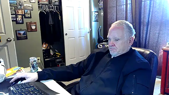 Snapshot of nobledad chatting on February 27, 2026, 2:39 pm nobledad online show from February 27, 2026, 2:39 pm