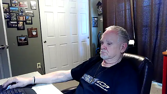 Snapshot of nobledad chatting on March 3, 2026, 7:31 pm nobledad online show from March 3, 2026, 7:31 pm