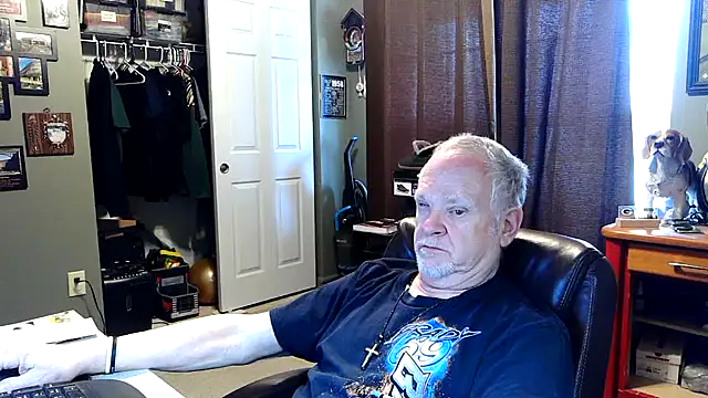 Snapshot of nobledad chatting on March 4, 2026, 7:42 pm nobledad online show from March 4, 2026, 7:42 pm