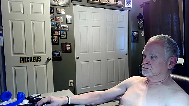 Snapshot of nobledad chatting on March 7, 2026, 10:40 pm nobledad online show from March 7, 2026, 10:40 pm