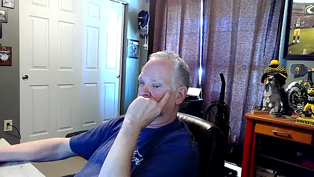 Snapshot of nobledad chatting on March 8, 2026, 8:12 pm nobledad online show from March 8, 2026, 8:12 pm