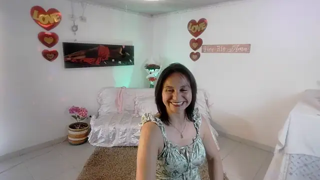 lollita 23  online show from April 7, 2026, 8:20 pm