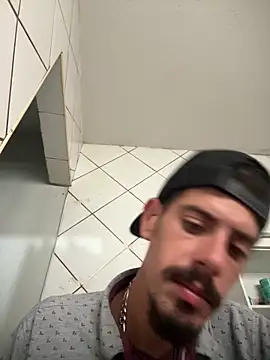 lukinha013 online show from March 13, 2026, 3:40 pm