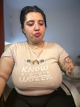 horny roomiess online show from May 3, 2026, 9:21 pm