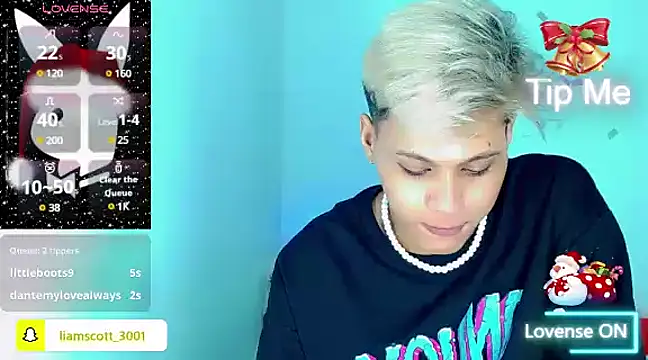 Liamscott  online show from December 14, 2024, 9:40 am