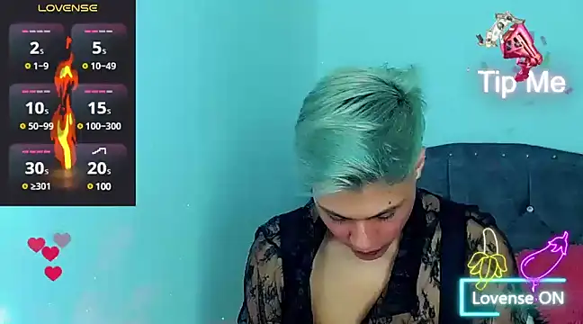 Liamscott  online show from February 3, 2025, 2:03 am