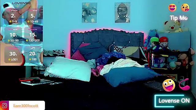 Liamscott  online show from November 24, 2025, 10:53 pm