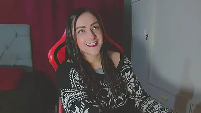 Noamartin  online show from December 21, 2025, 11:12 pm