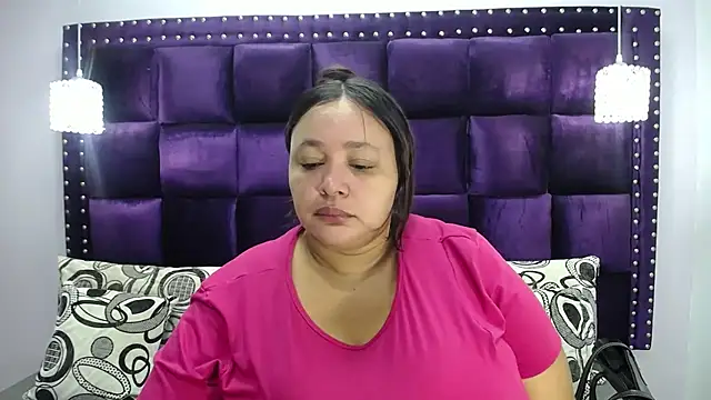 CrushOnMe  online show from February 16, 2025, 12:32 pm