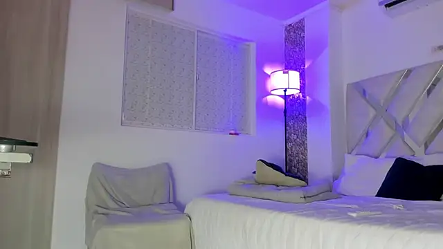 Snapshot of Mari_Mendoza chatting on August 5, 2026, 9:28 pm Mari Mendoza online show from August 5, 2026, 9:28 pm