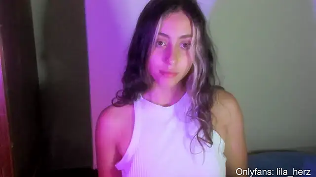 Snapshot of Liherz chatting on February 6, 2025, 3:59 am Liherz online show from February 6, 2025, 3:59 am