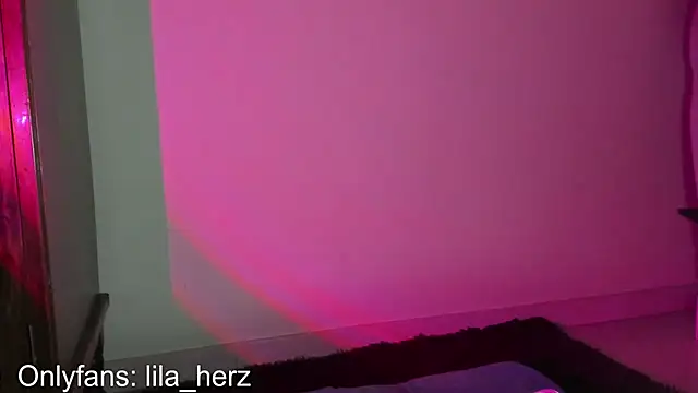 Snapshot of Liherz chatting on October 26, 2025, 5:02 am Liherz online show from October 26, 2025, 5:02 am