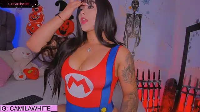 Snapshot of camilawhite__ chatting on October 24, 2025, 7:54 pm camilawhite online show from October 24, 2025, 7:54 pm