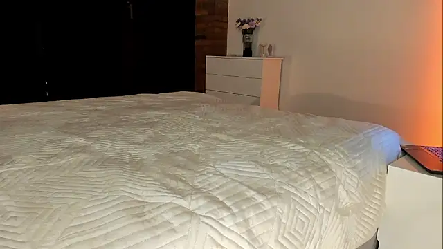 Snapshot of Rachel_Rey chatting on February 23, 2026, 6:49 pm Rachel Rey online show from February 23, 2026, 6:49 pm