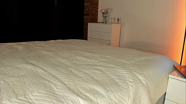 Snapshot of Rachel_Rey chatting on February 25, 2026, 6:39 pm Rachel Rey online show from February 25, 2026, 6:39 pm