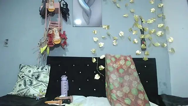 thalia tits online show from February 22, 2026, 2:48 pm