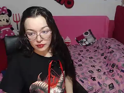 Angela 18honey online show from November 22, 2025, 3:05 am