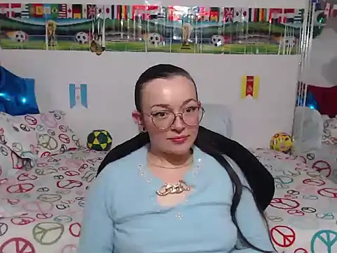 Angela 18honey online show from July 23, 2026, 3:59 am