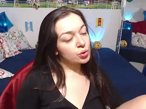 Angela 18honey online show from August 6, 2026, 1:29 am