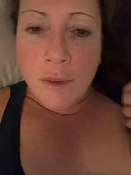 xsexycurvymilf online show from December 18, 2024, 6:32 am