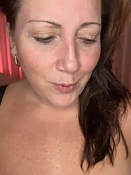 xsexycurvymilf online show from January 13, 2025, 2:53 pm