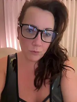 xsexycurvymilf online show from January 16, 2025, 7:10 pm