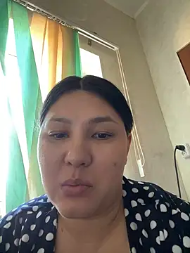 Olivialili online show from March 7, 2025, 11:51 am