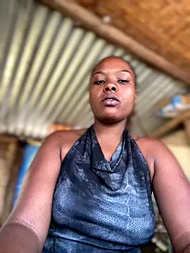 Snapshot of Dellah26 chatting on September 21, 2025, 7:43 am Dellah26 online show from September 21, 2025, 7:43 am