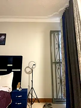 Snapshot of Dellah26 chatting on October 26, 2025, 8:09 am Dellah26 online show from October 26, 2025, 8:09 am