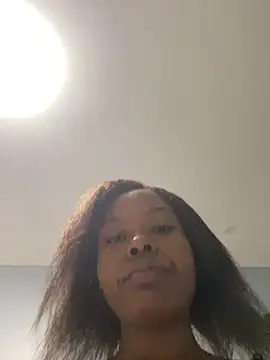 Dellah26 online show from June 12, 2026, 2:32 am