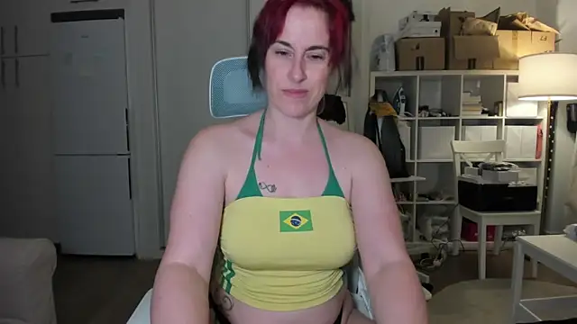 emmita69  online show from June 5, 2026, 3:57 am