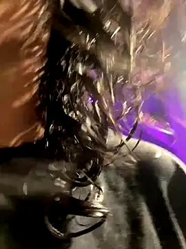 Amareto  online show from December 15, 2025, 11:14 am