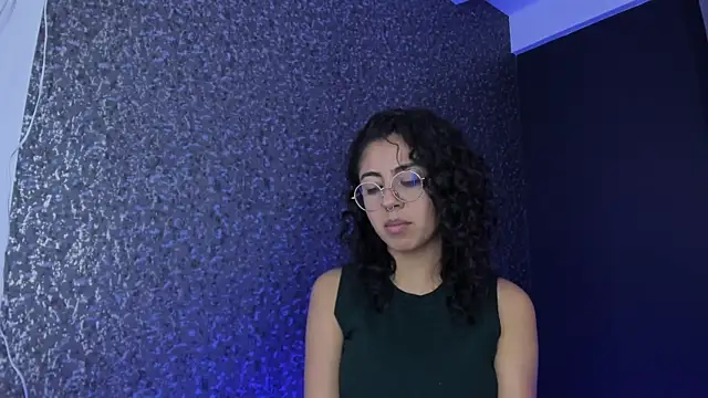 Amareto  online show from May 11, 2026, 2:45 pm
