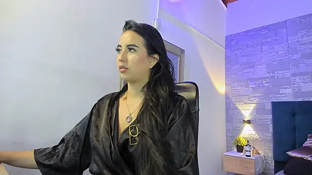 Snapshot of Candy__sweetx chatting on December 3, 2024, 1:54 pm Candy sweetx online show from December 3, 2024, 1:54 pm