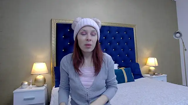 Snapshot of HaileyMoonn chatting on December 13, 2024, 4:43 am HaileyMoonn online show from December 13, 2024, 4:43 am
