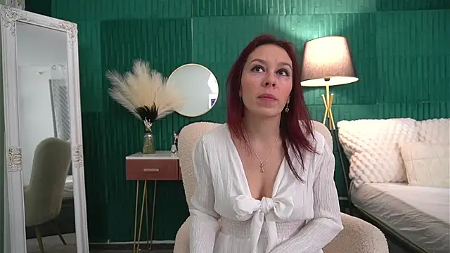 HaileyMoonn online show from January 17, 2026, 4:17 am