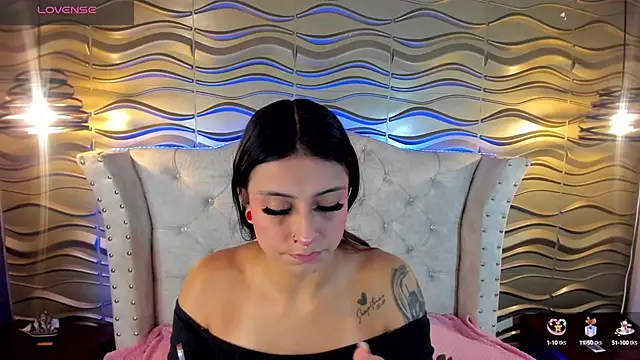 Snapshot of Andreita_Jones chatting on February 1, 2025, 11:43 am Andreita Jones online show from February 1, 2025, 11:43 am