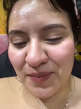 dannarossy  online show from January 14, 2025, 7:48 am