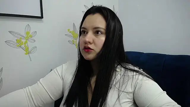dannarossy  online show from March 12, 2025, 12:47 pm