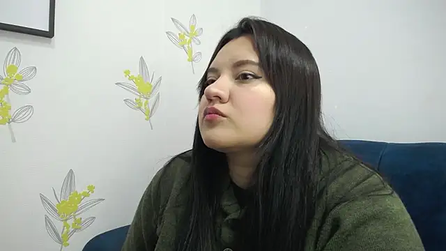 dannarossy  online show from March 14, 2025, 12:40 pm