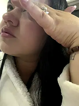 Snapshot of dannarossy_ chatting on September 16, 2025, 10:16 am dannarossy  online show from September 16, 2025, 10:16 am