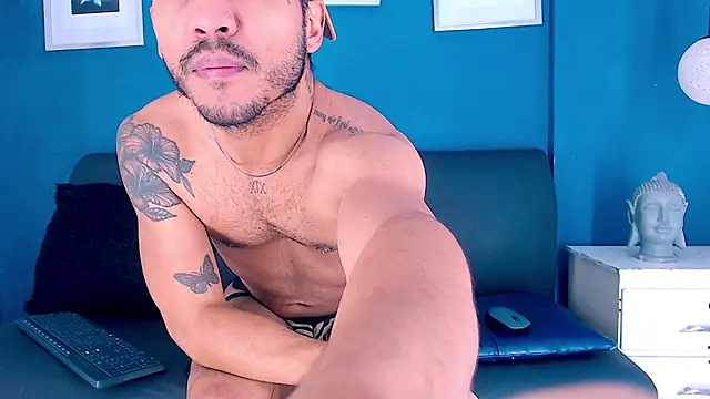 ricky vill  online show from January 10, 2025, 3:39 am