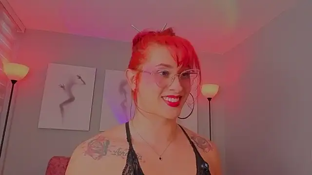 Juliana Saenzz online show from March 23, 2026, 4:44 pm