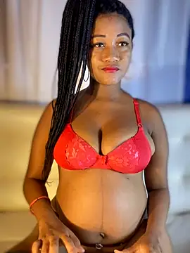 AleezaFrench online show from May 9, 2026, 1:05 pm