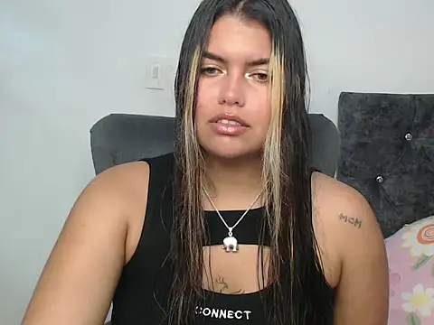 sweetkitty 16 online show from February 12, 2026, 8:37 pm